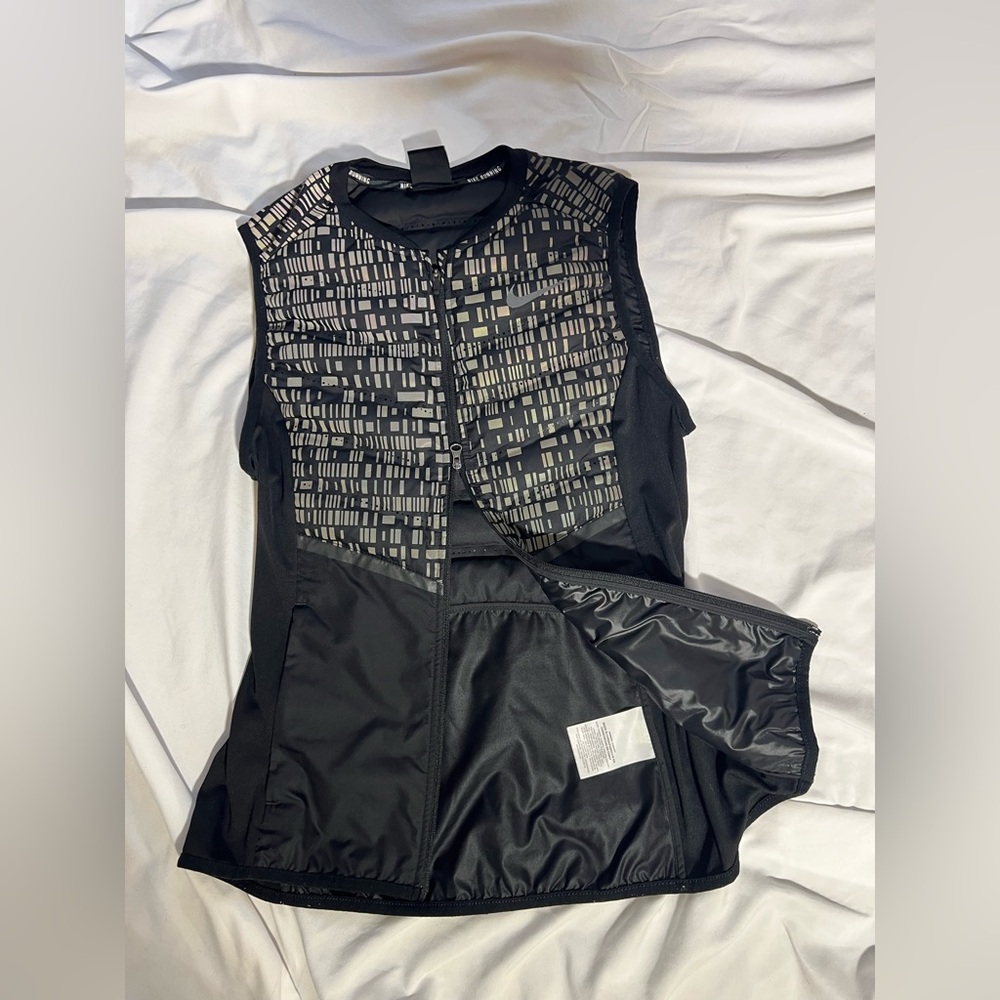 Nike Aeroloft Down Running vest | M - Picture 5 of 14